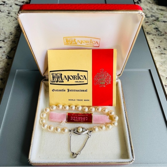 Jewelry - Vintage Majorica Faux Pearl Bracelet With Cubic Zirconia Clasp Box & Pap…